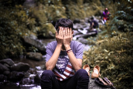 close-eyes-1879094_1920